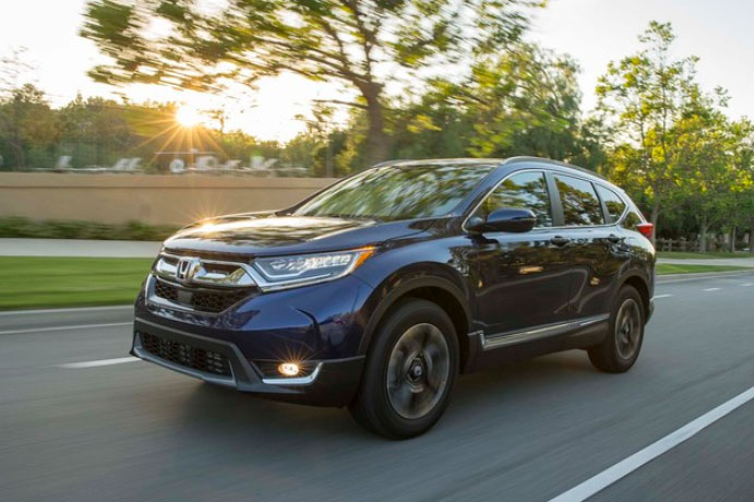 Honda CR-V và Mazda CX-5 - cuộc so kè khốc liệt Honda CR-V và Mazda CX-5 - cuộc so kè khốc liệt